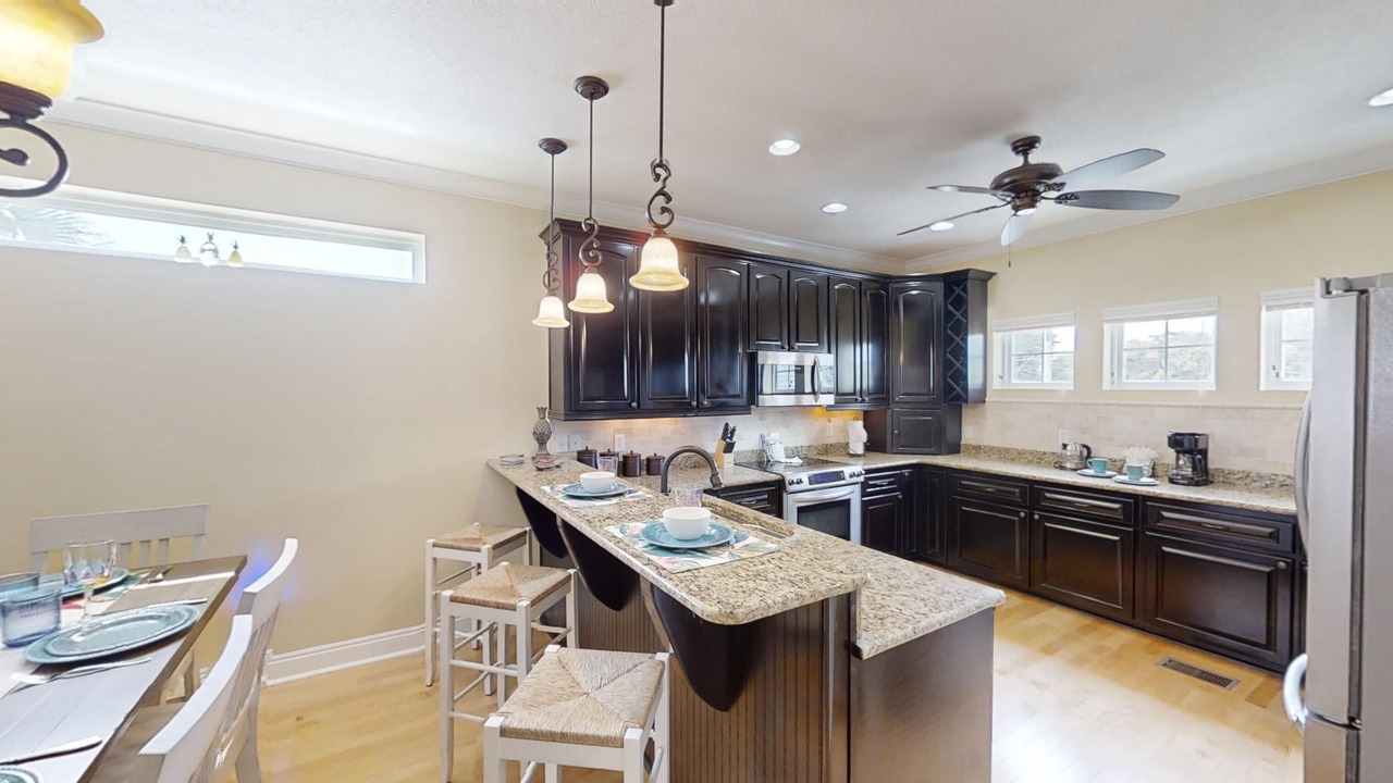 Photo of Kitchen in Kiska Beach