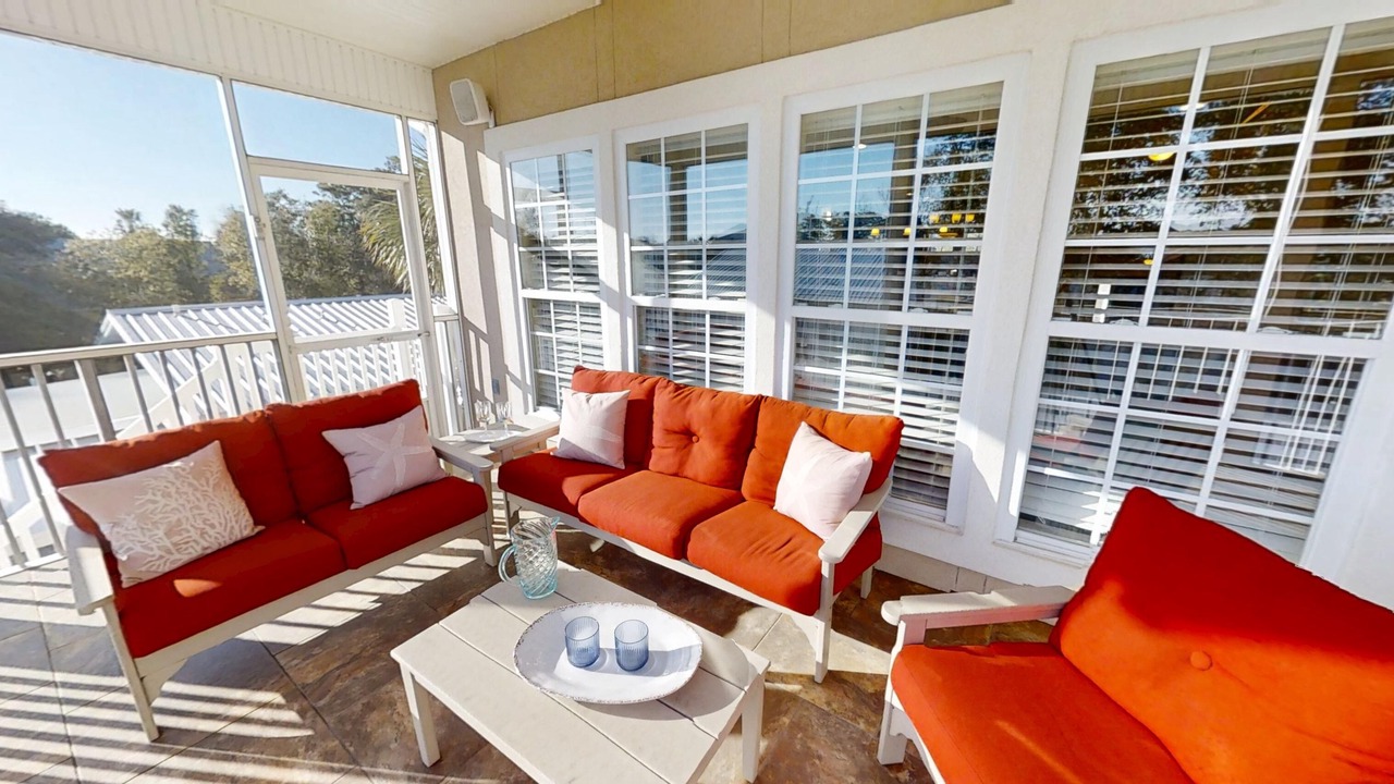 Photo of Livingroom in Kiska Beach