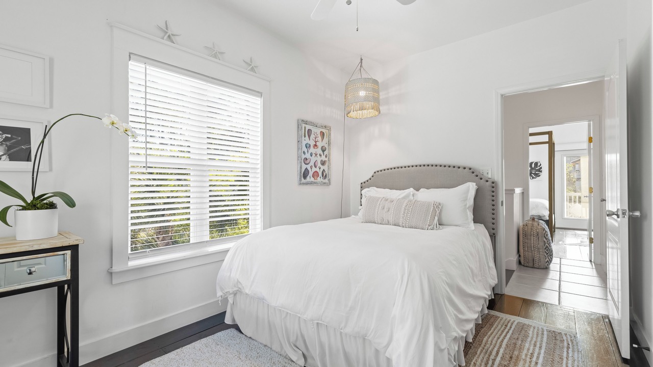 Photo of Bedroom in Seagrove Beach