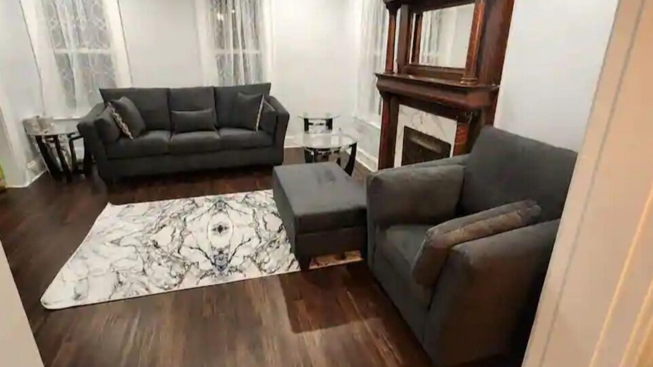 Photo of Livingroom in Hudson