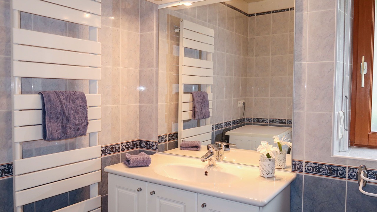 Photo of Bathroom in Ploumilliau