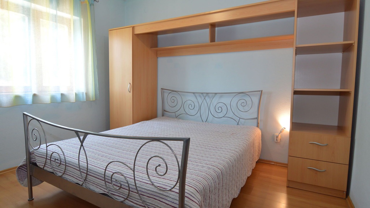Photo of Bedroom in Mirce