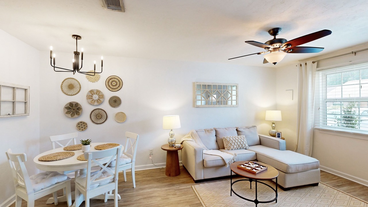 Photo of Livingroom in Tallahassee