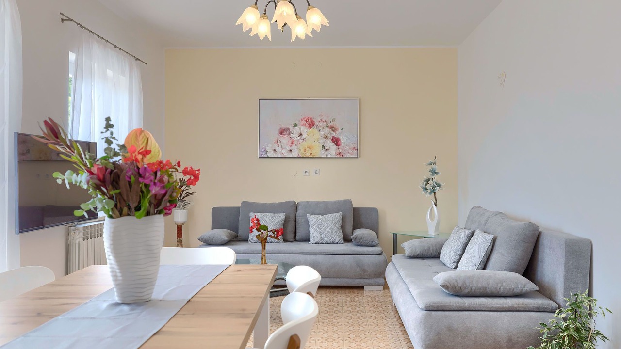 Photo of Livingroom in Modrusani