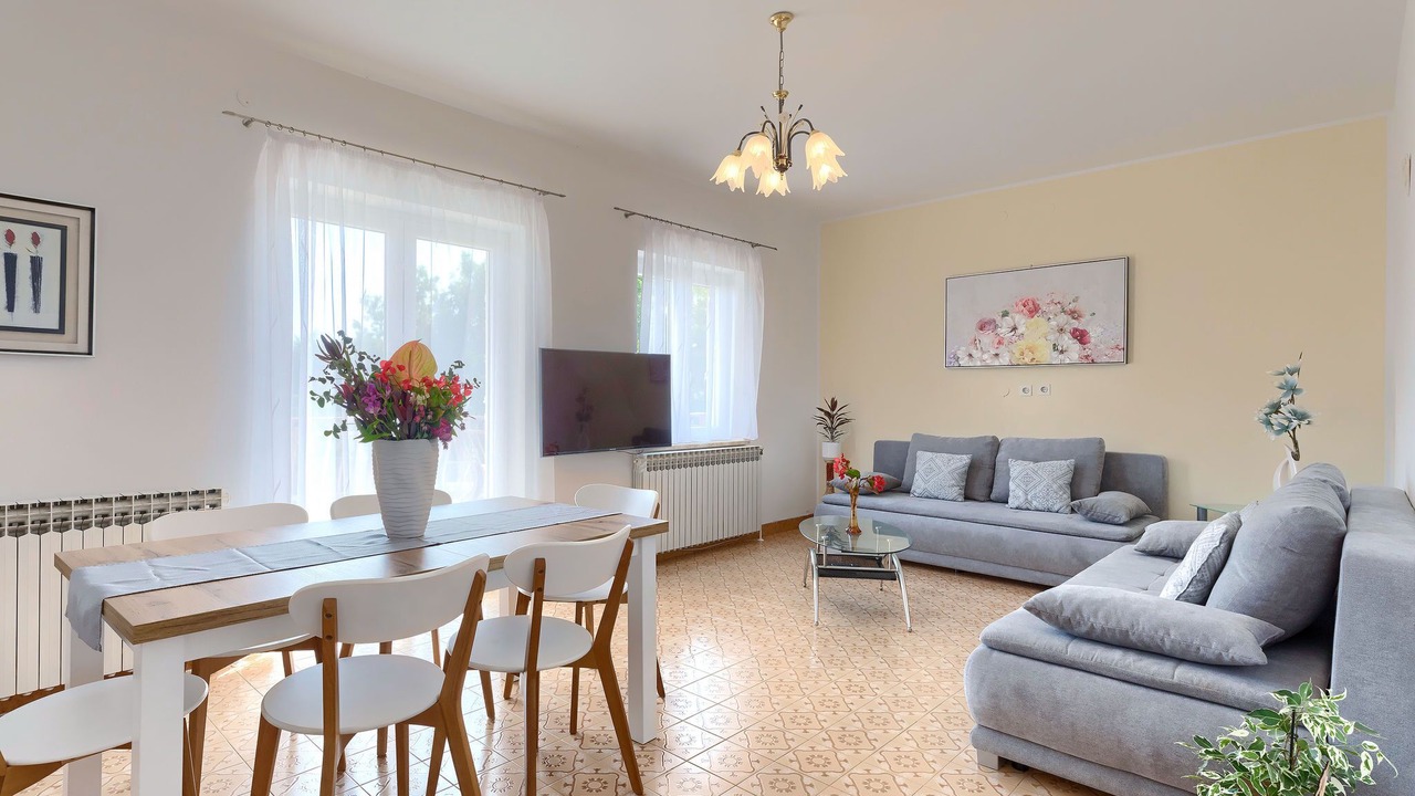 Photo of Livingroom in Modrusani
