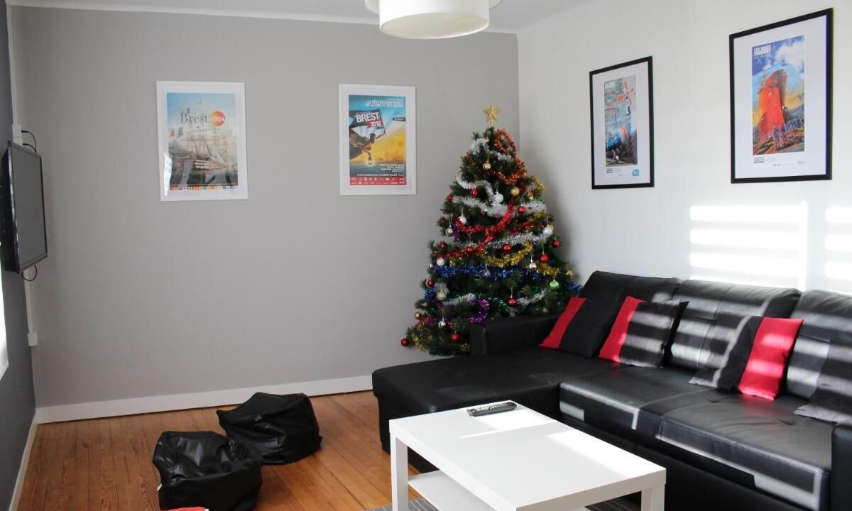 Photo of Livingroom in Downtown
