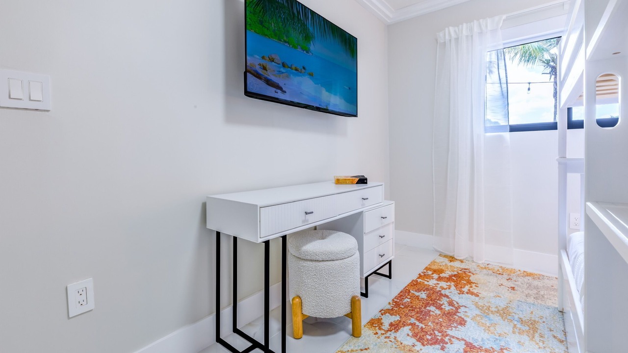 Photo of Bedroom in Cutler Bay