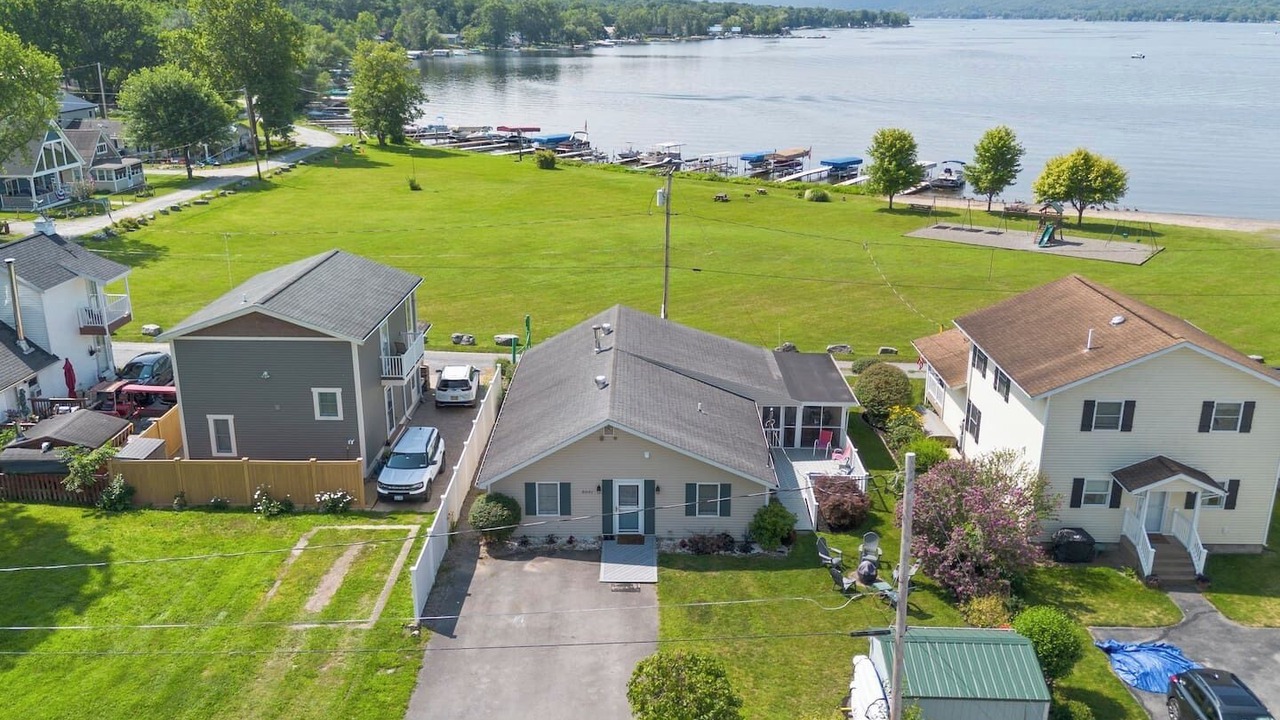 Photo of Outdoor in Town of Richmond