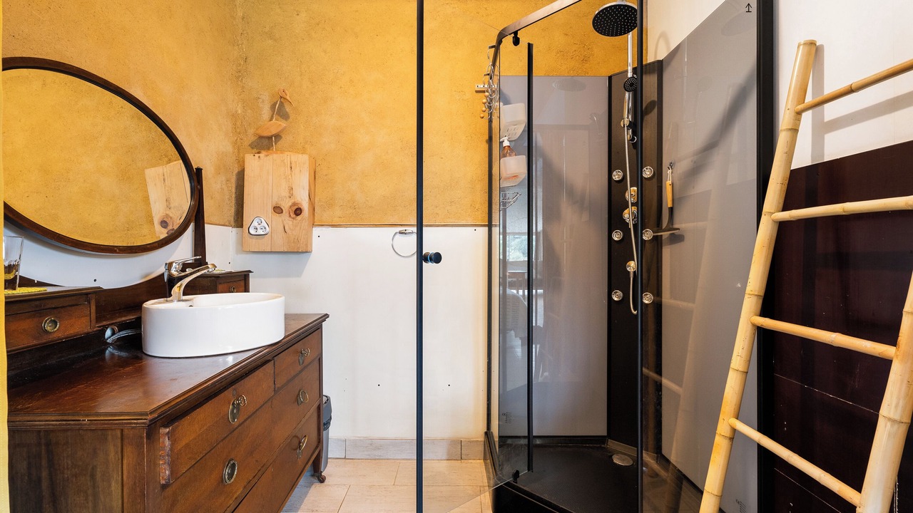Photo of Bathroom in Broons