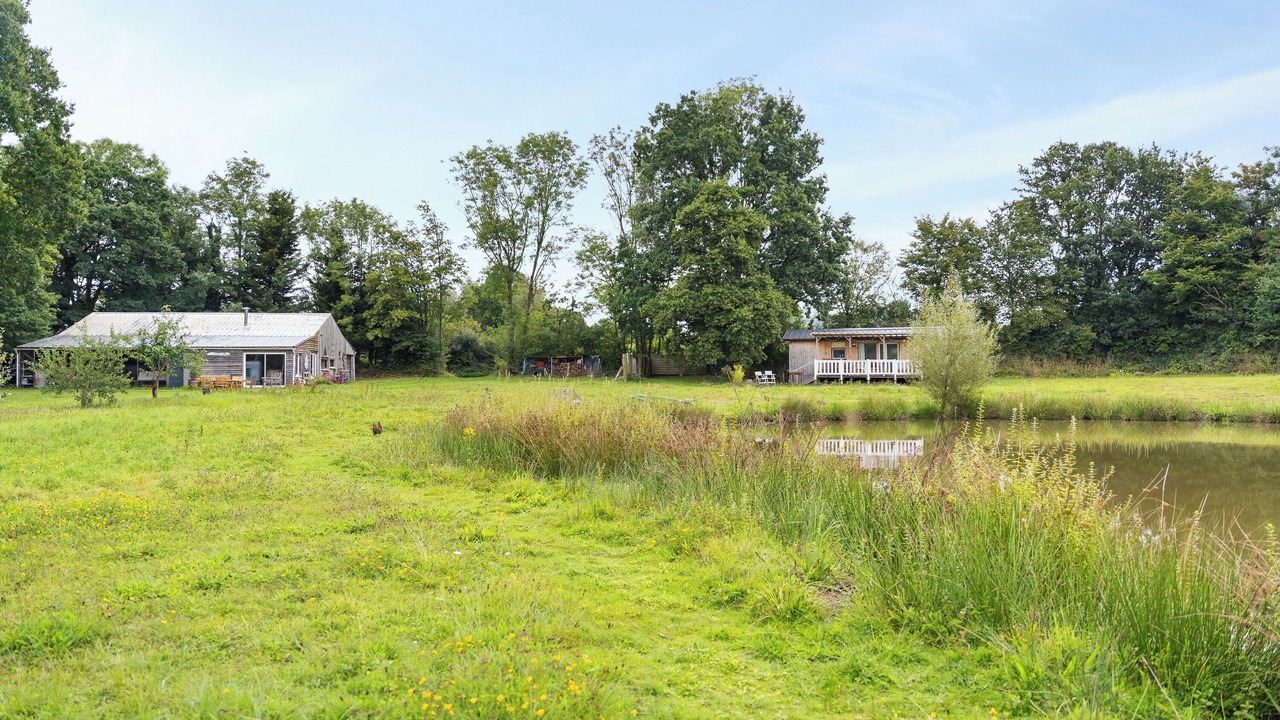 Photo of Outdoor in Broons
