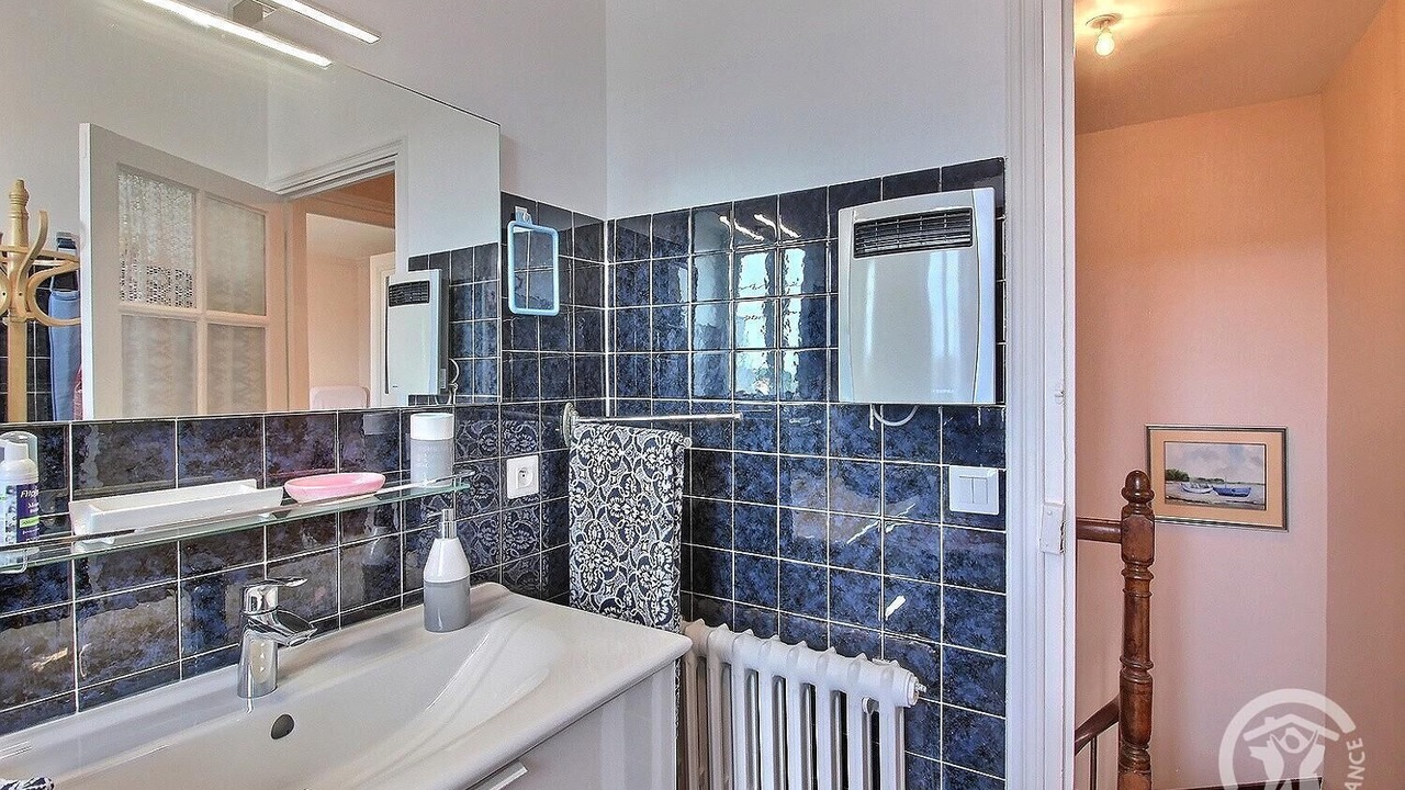 Photo of Bathroom in Lezardrieux