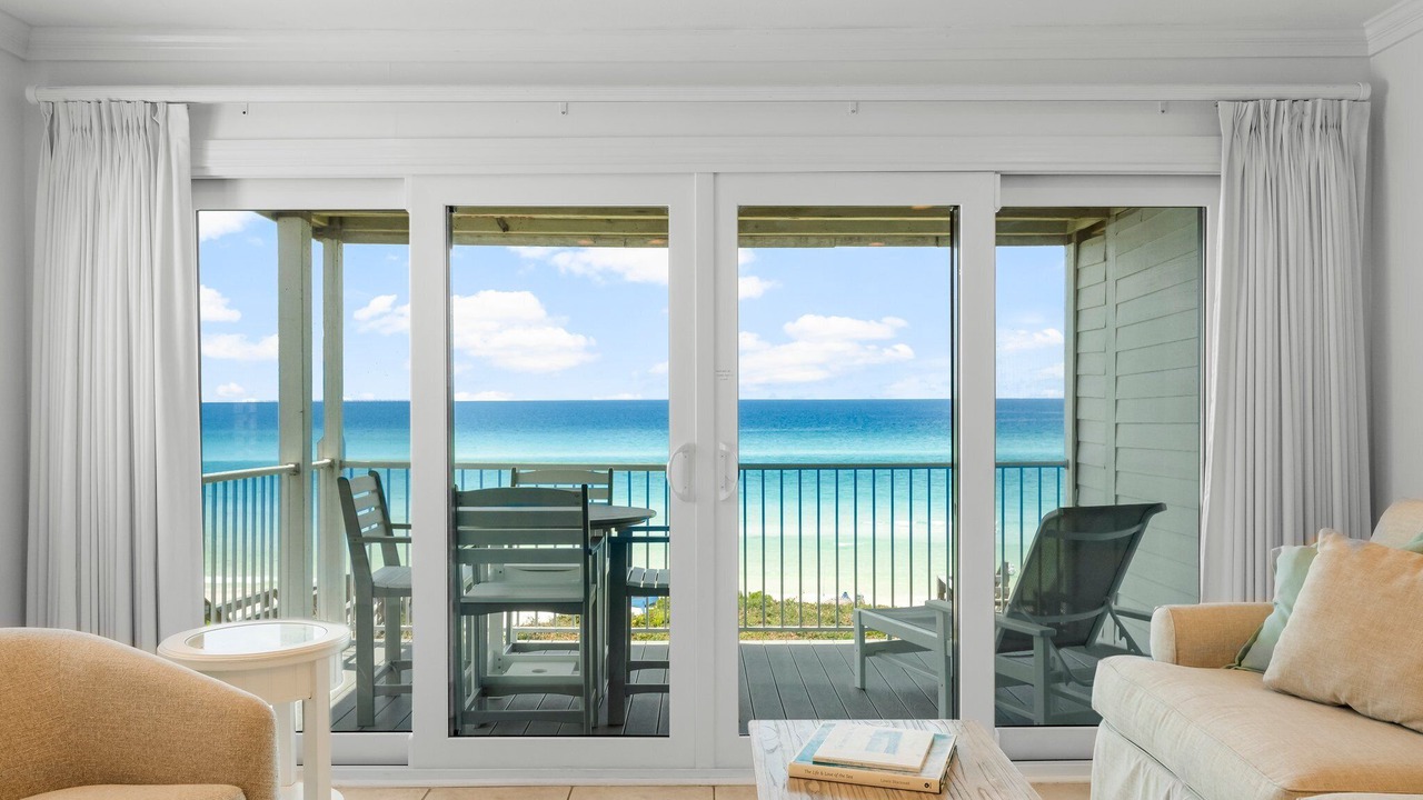 Photo of Livingroom in Seacrest