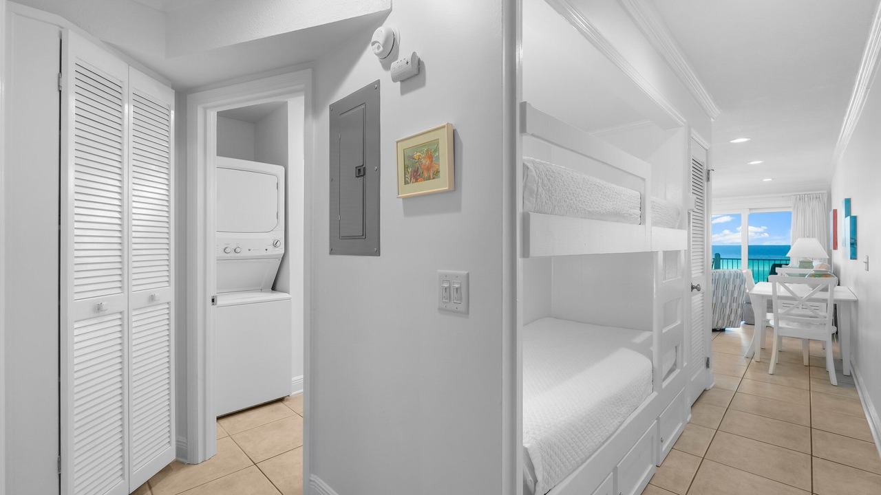 Photo of Bedroom in Seacrest