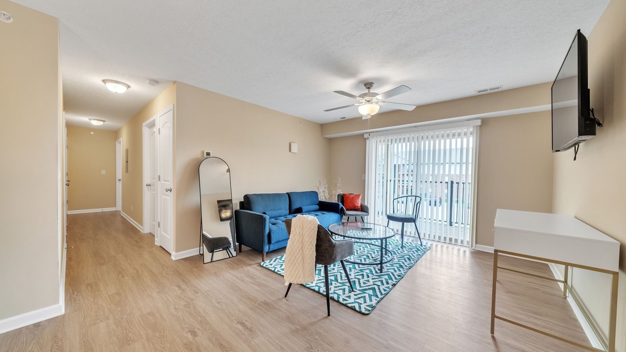 Photo of Livingroom in New Albany
