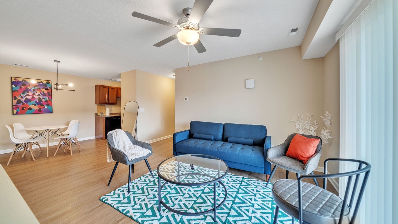 Photo of Livingroom in New Albany