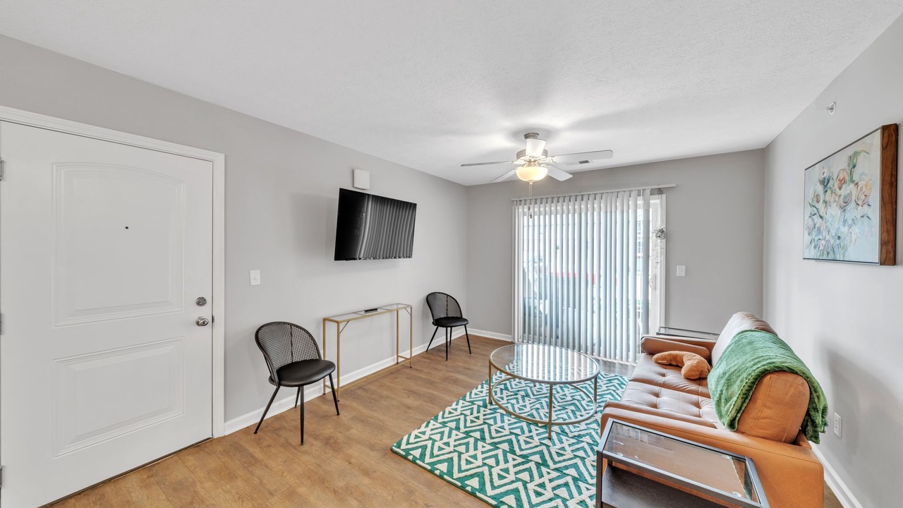 Photo of Livingroom in New Albany