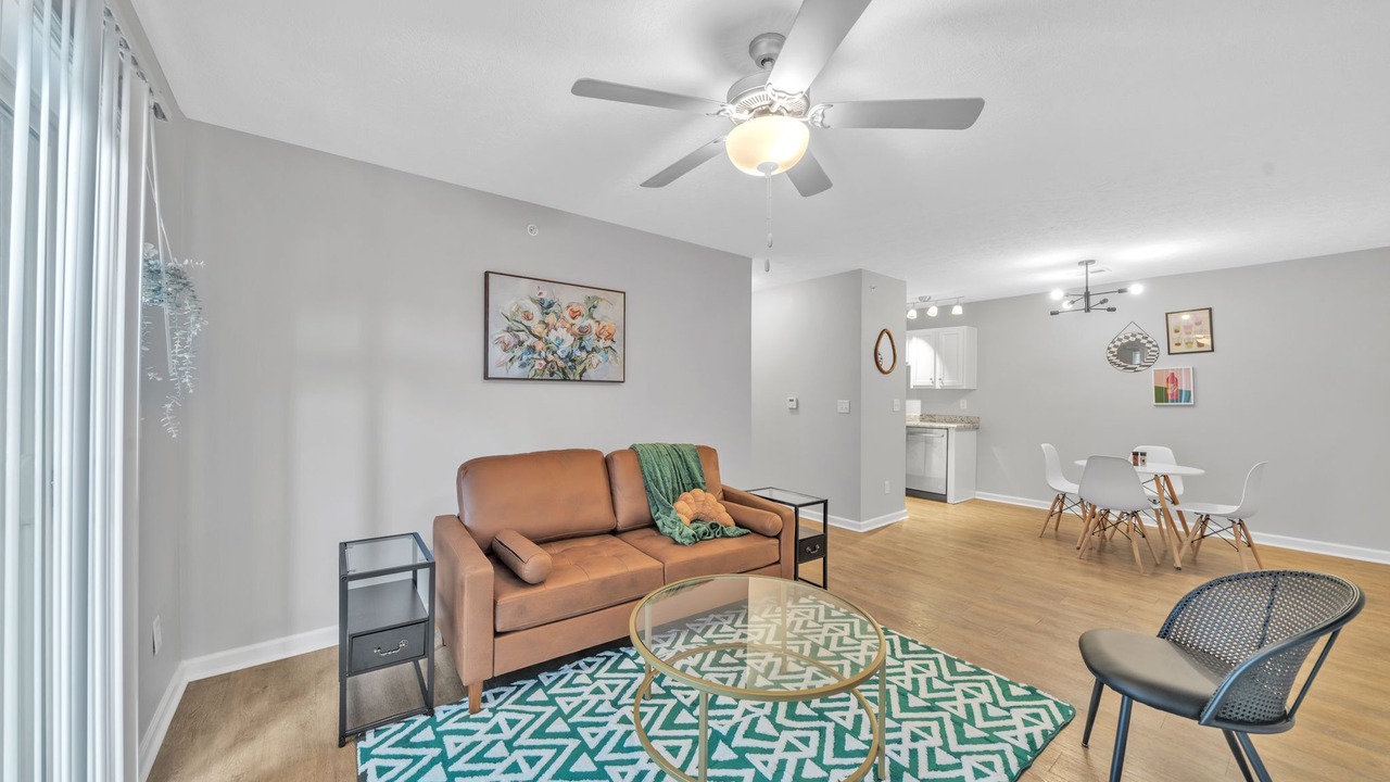 Photo of Livingroom in New Albany
