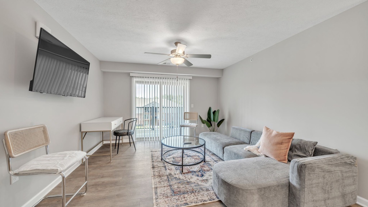 Photo of Livingroom in New Albany