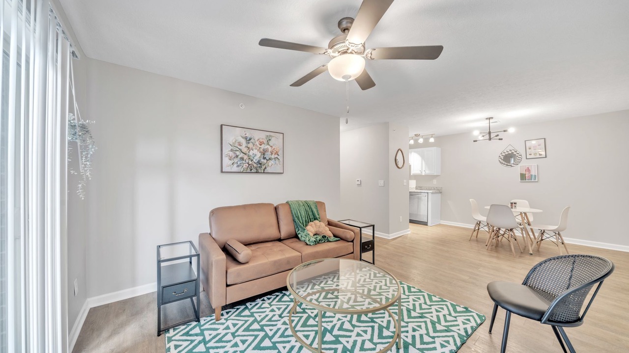 Photo of Livingroom in New Albany