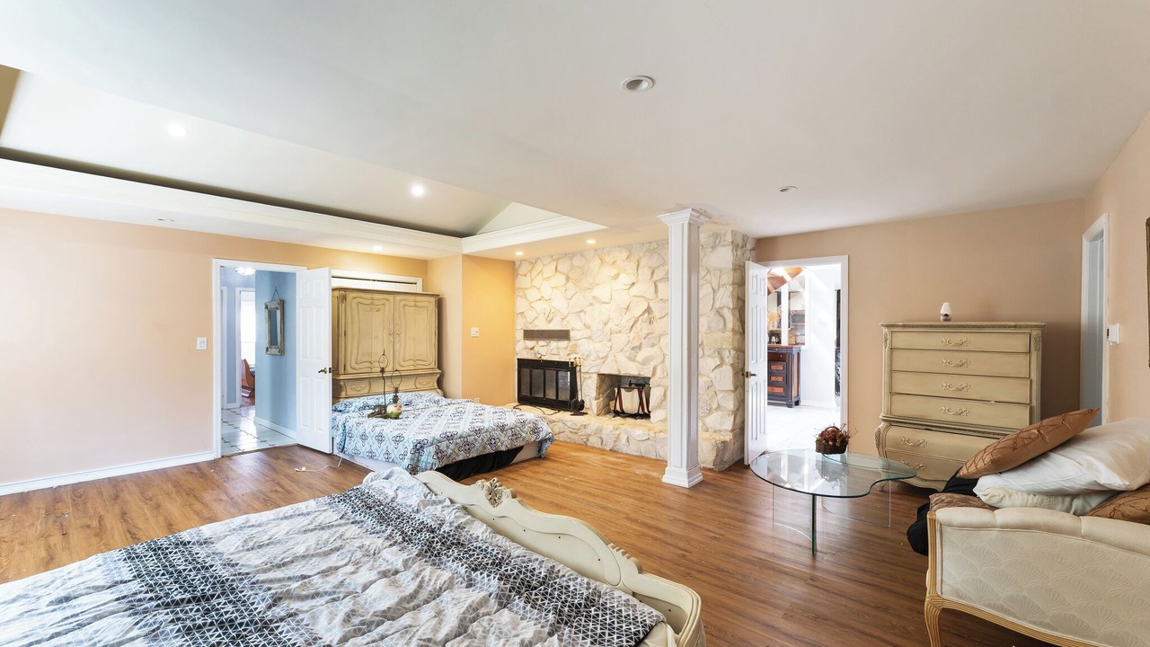 Photo of Bedroom in Bay Shore