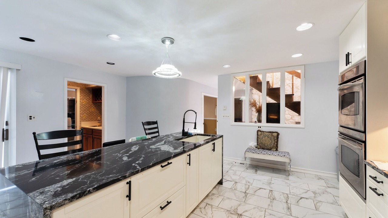 Photo of Kitchen in Bay Shore