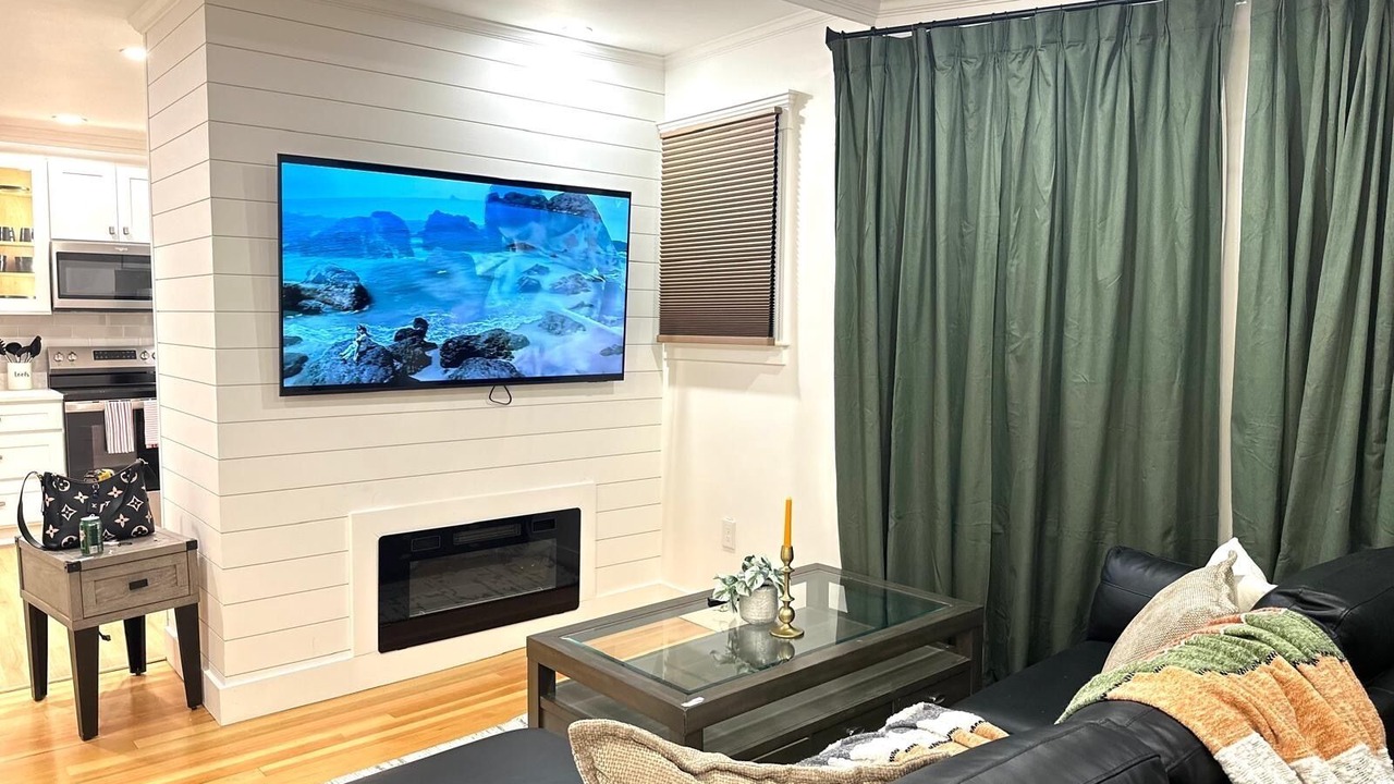 Photo of Livingroom in Framingham