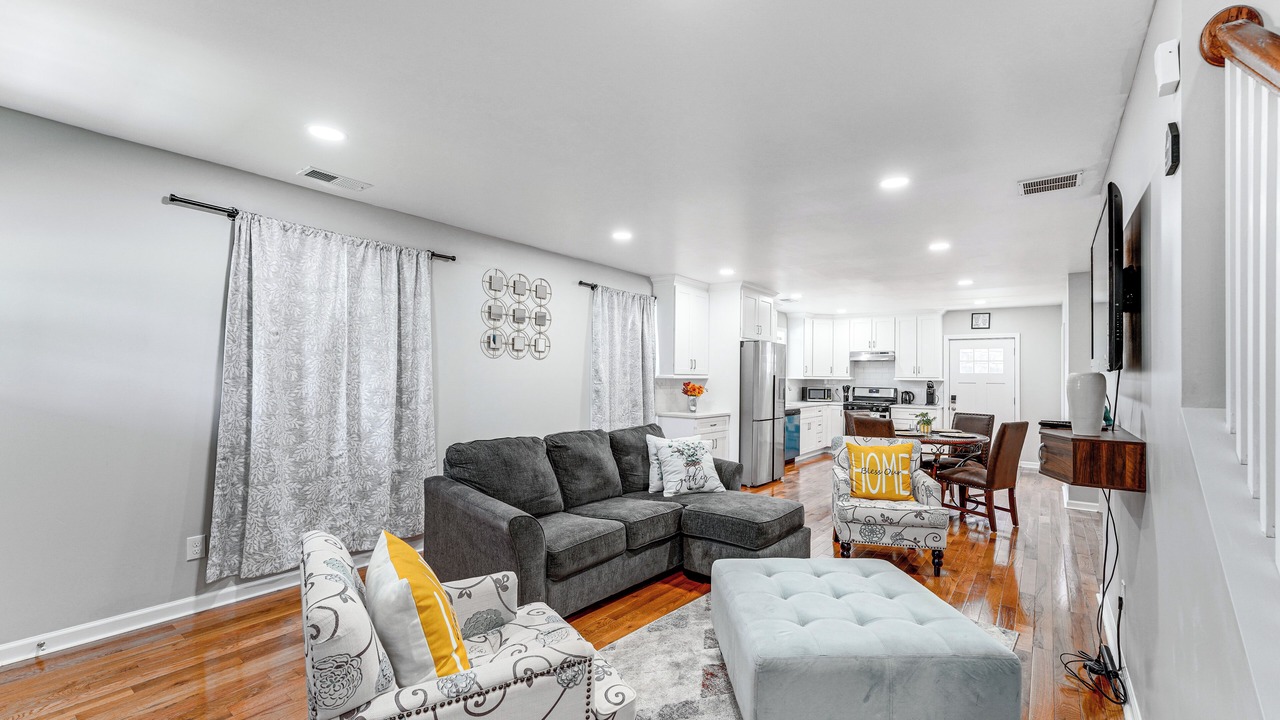 Photo of Livingroom in Bridgeport