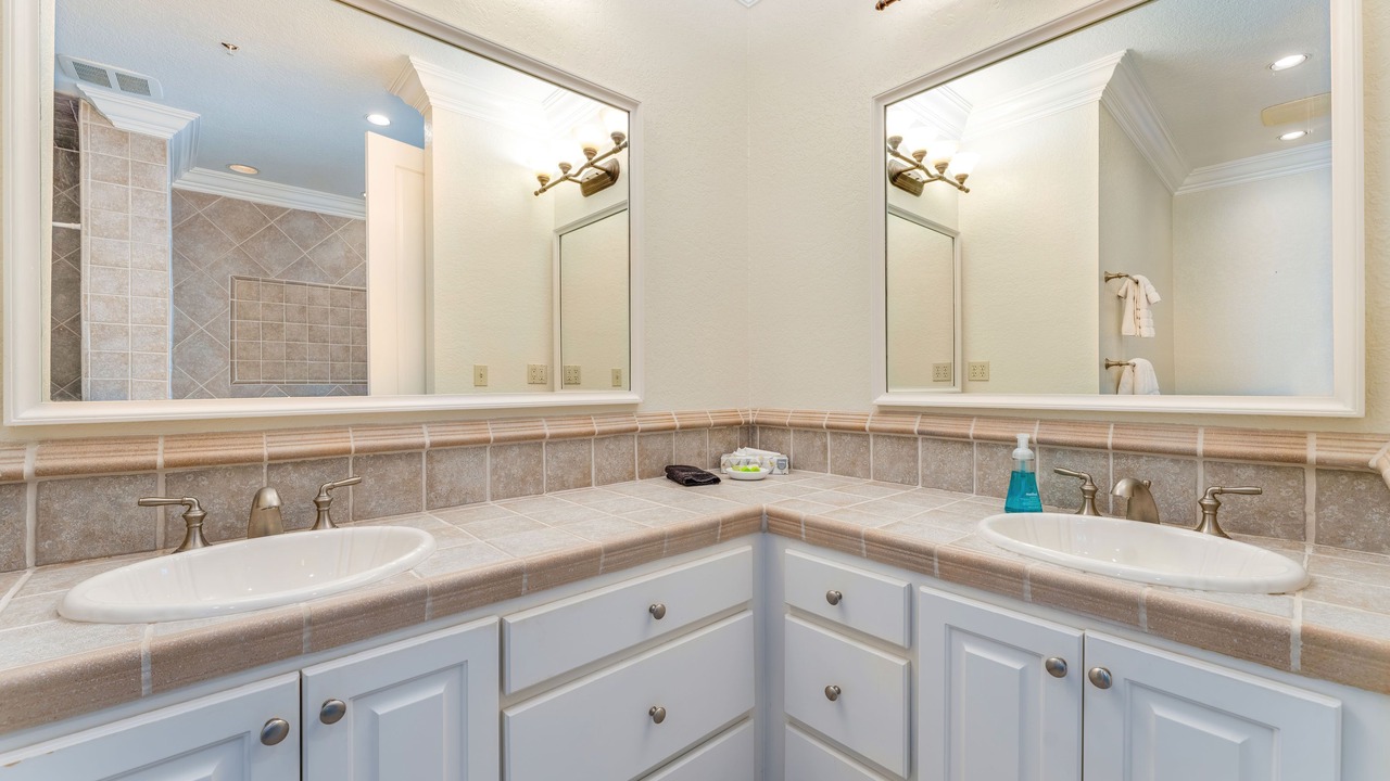 Photo of Bathroom in Carrabelle