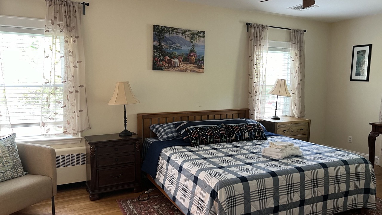 Photo of Bedroom in Newton
