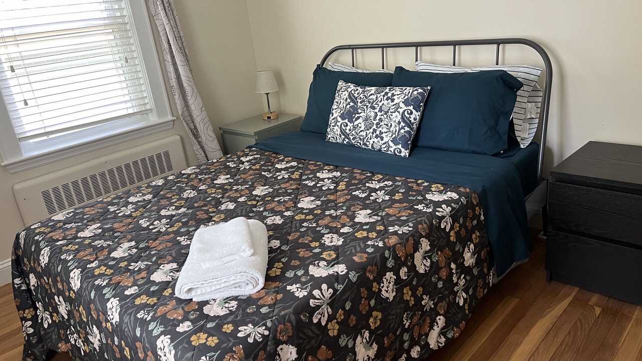 Photo of Bedroom in Newton