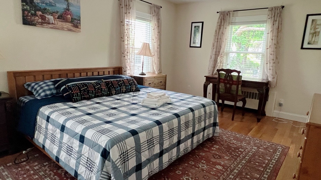 Photo of Bedroom in Newton