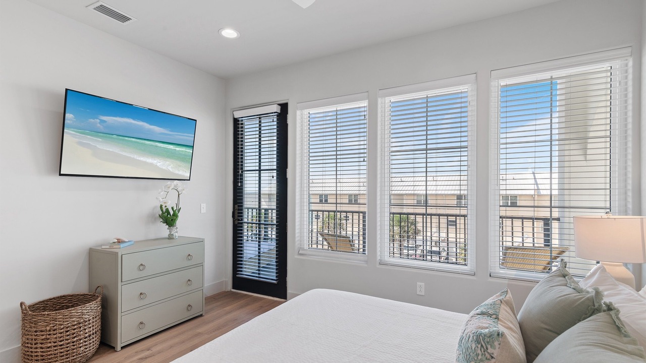 Photo of Bedroom in Laguna Beach