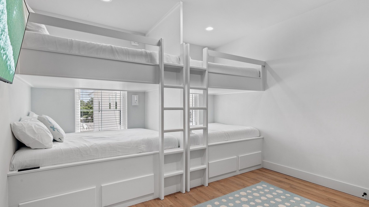 Photo of Bedroom in Laguna Beach