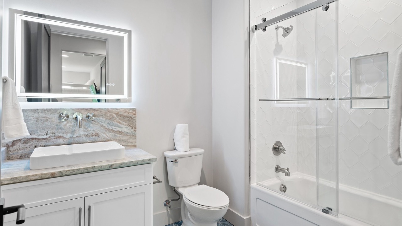 Photo of Bathroom in Laguna Beach
