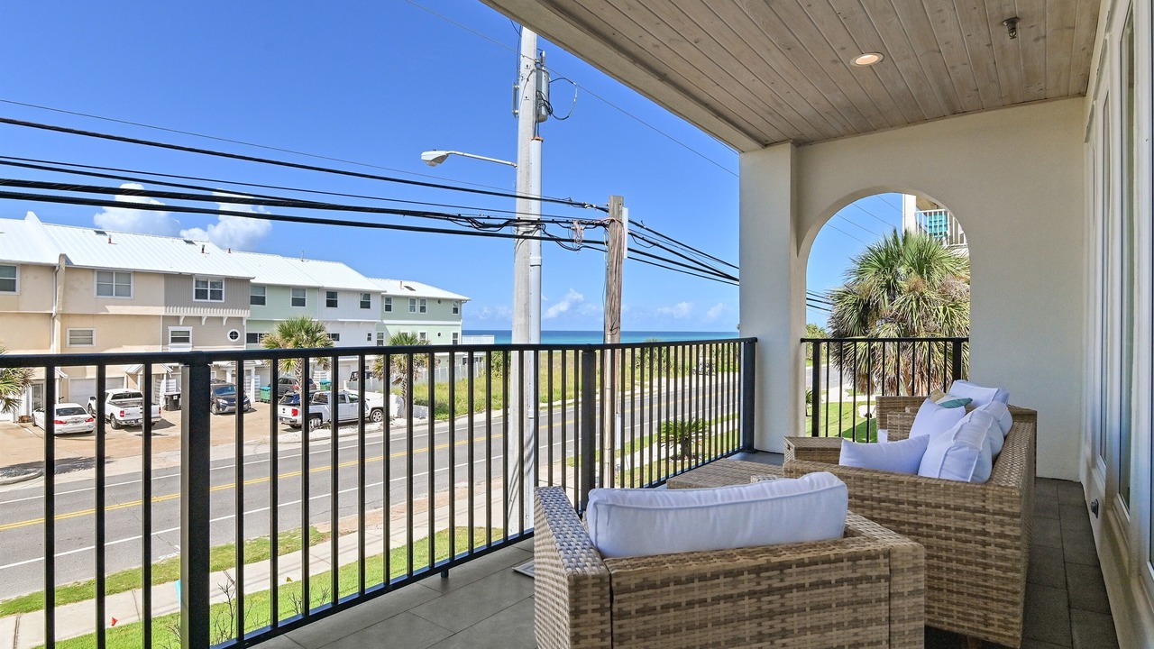 Photo of Patio Balcony in Laguna Beach