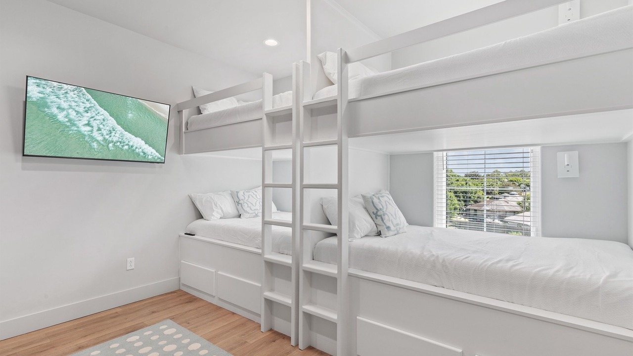 Photo of Bedroom in Laguna Beach