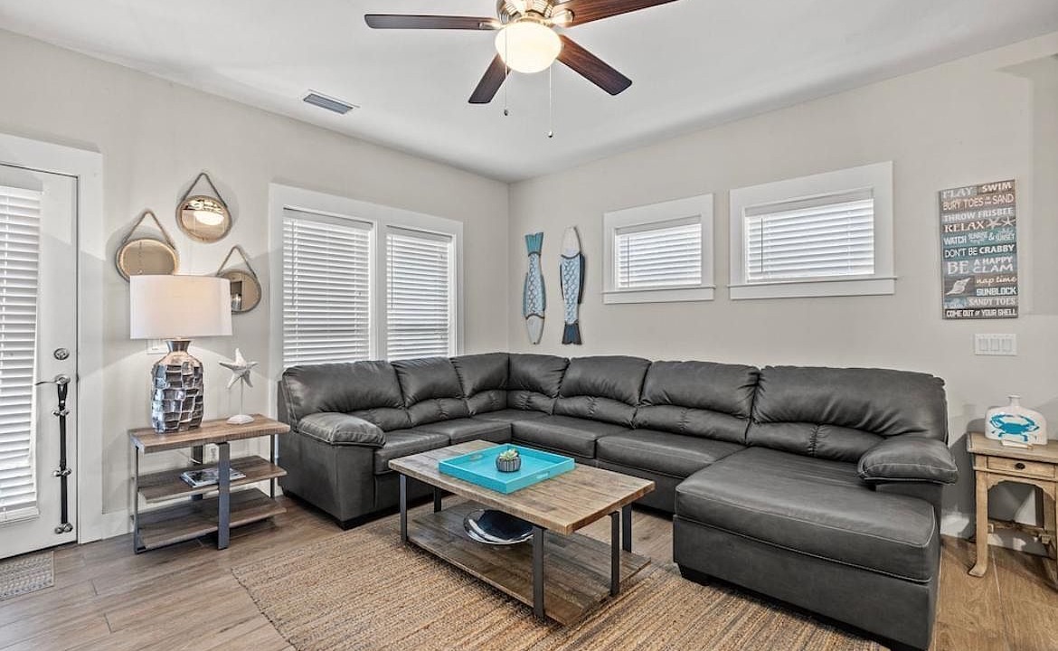 Photo of Livingroom in El Centro Beach