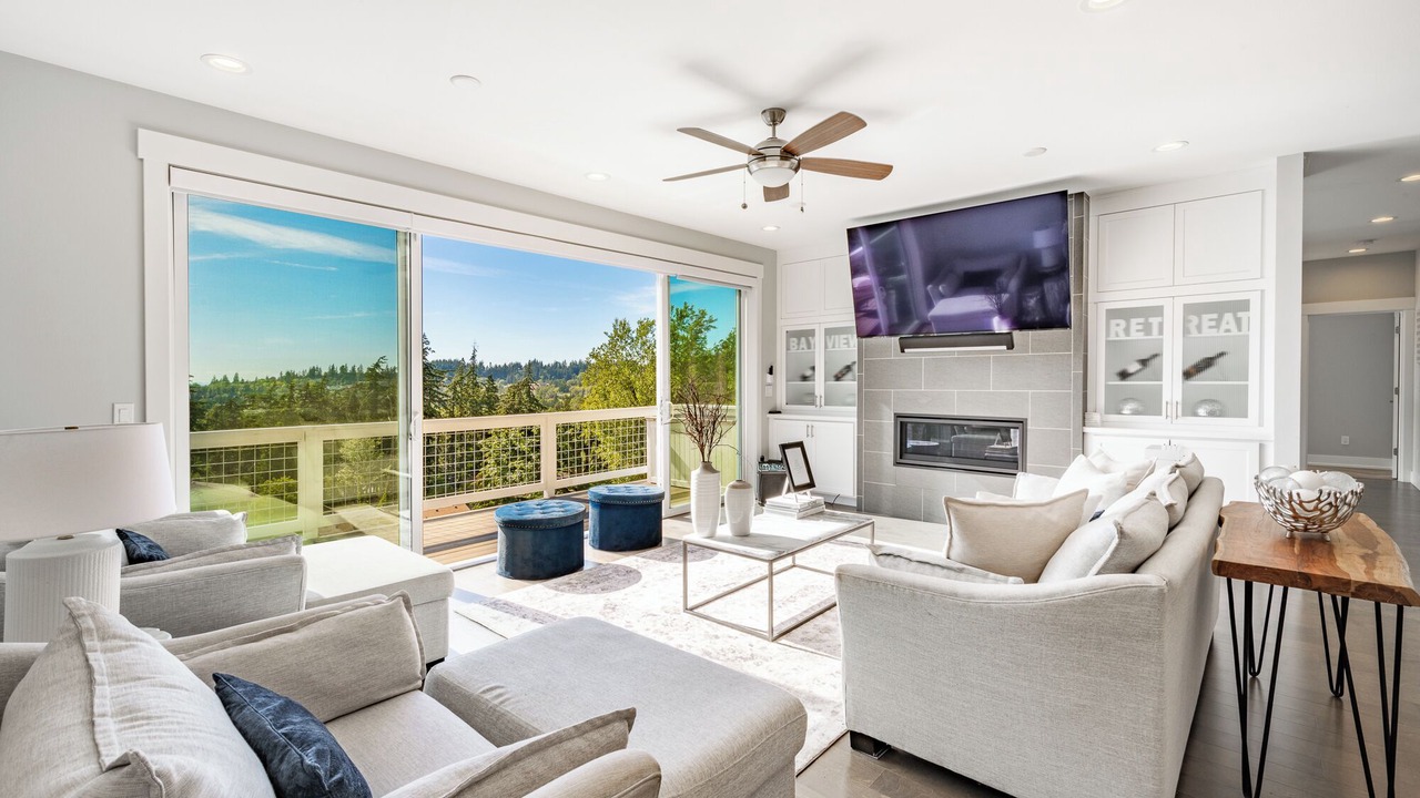 Photo of Livingroom in Samish Hill