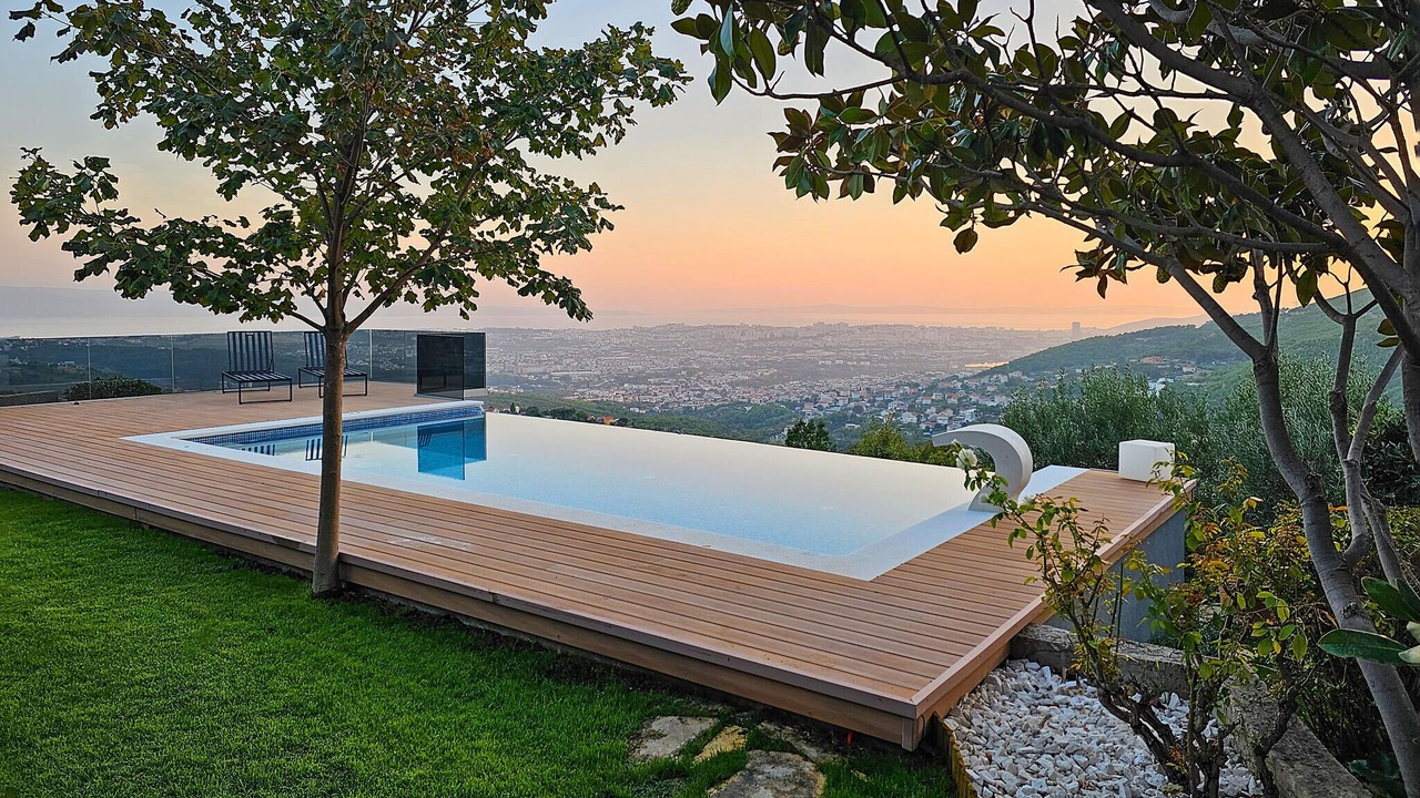 Photo of Outdoor in Klis