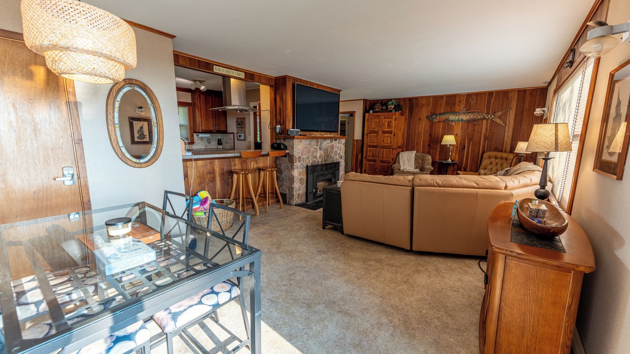 Photo of Livingroom in Manistique