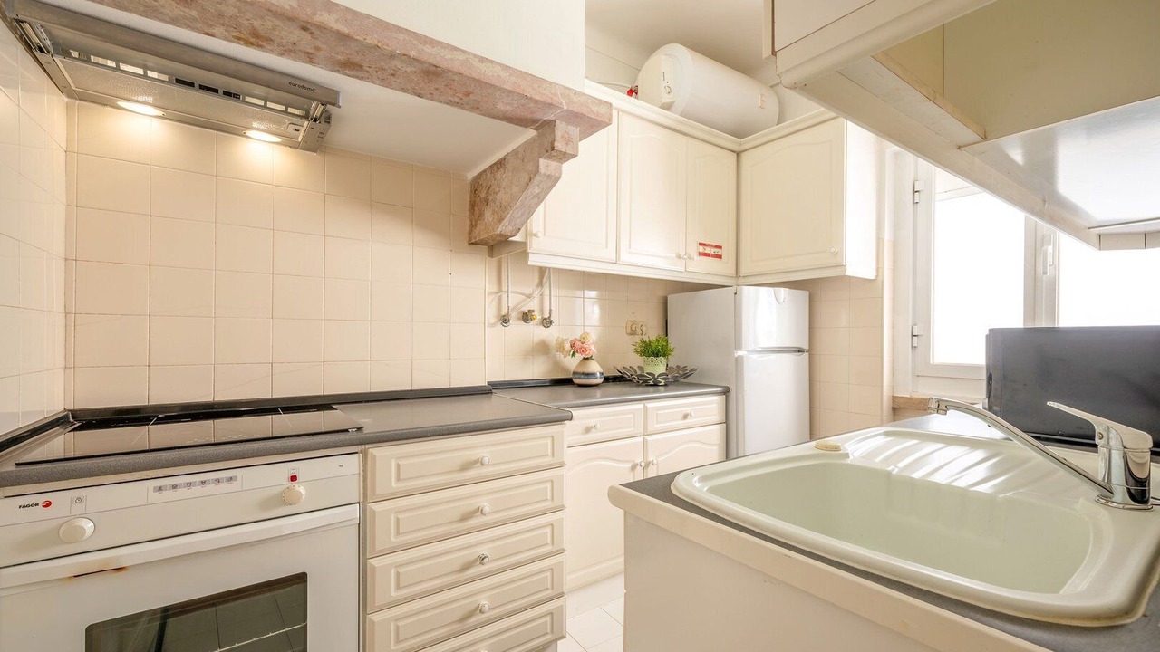 Photo of Kitchen in Sao Jorge de Arroios
