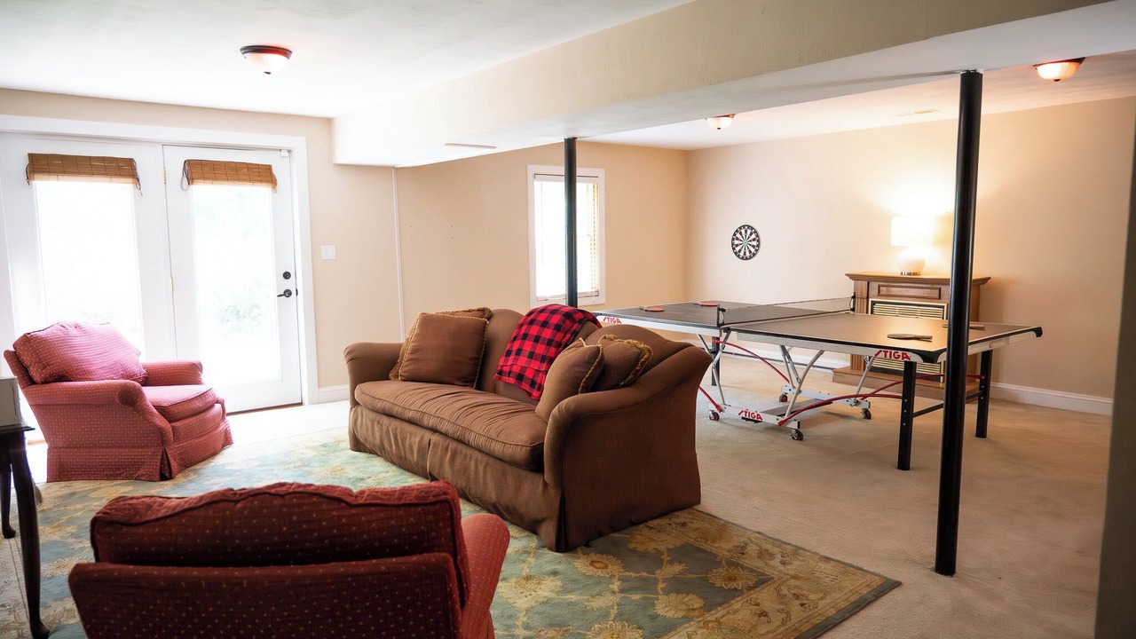 Photo of Livingroom in Troutville