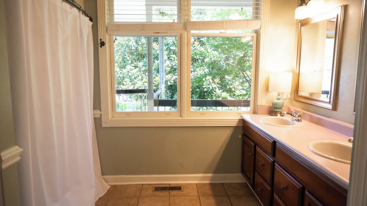 Photo of Bathroom in Troutville