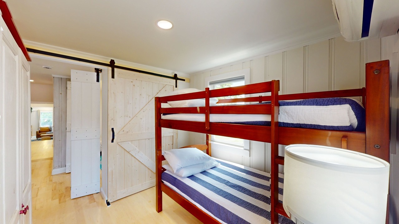Photo of Bedroom in West Hyannisport