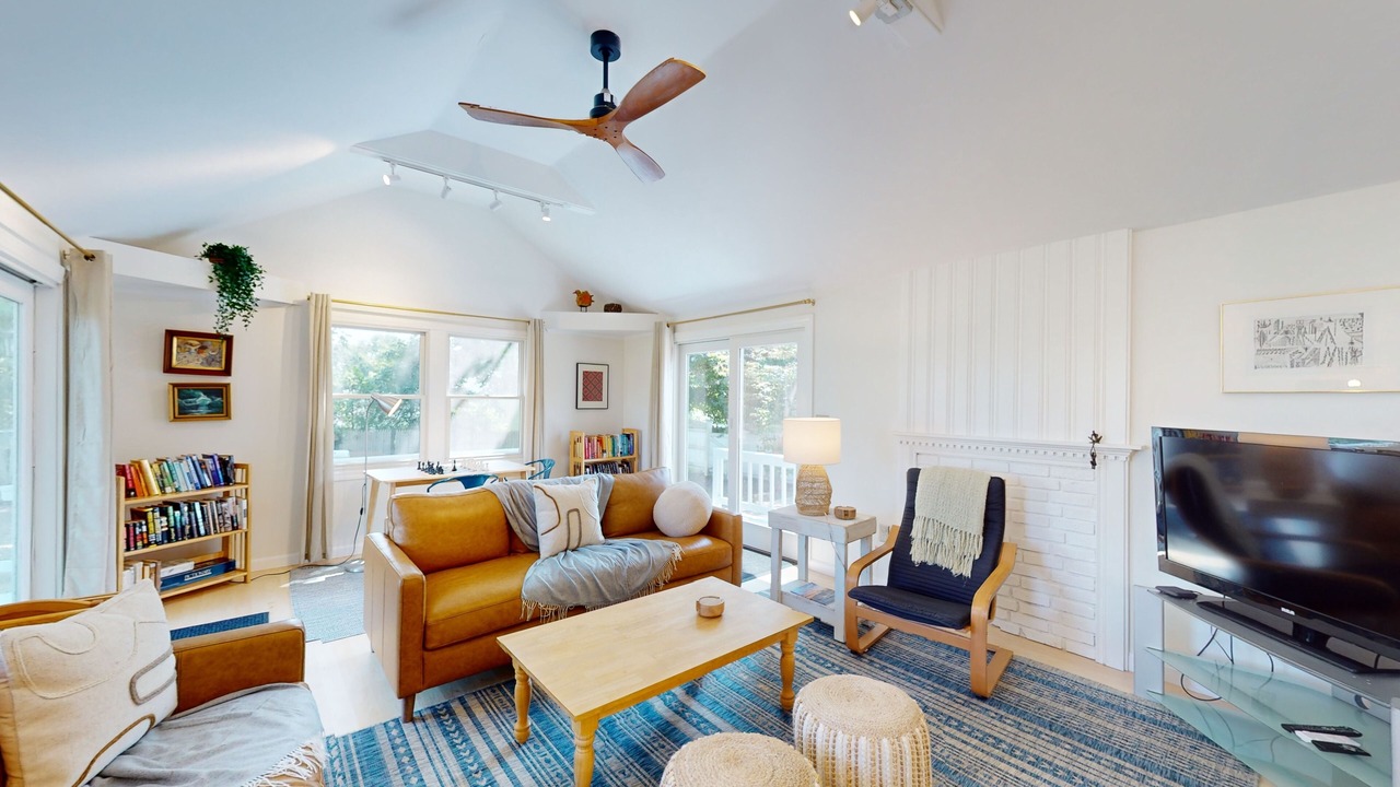 Photo of Livingroom in West Hyannisport