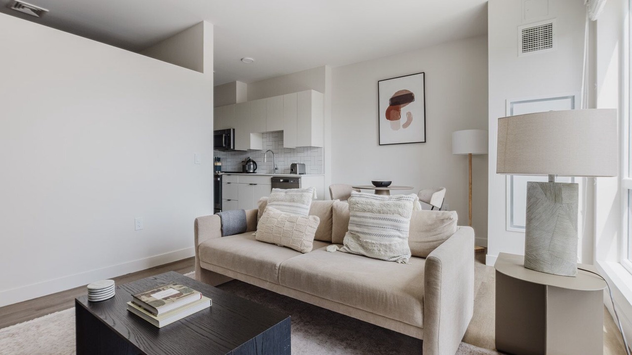 Photo of Livingroom in Revere