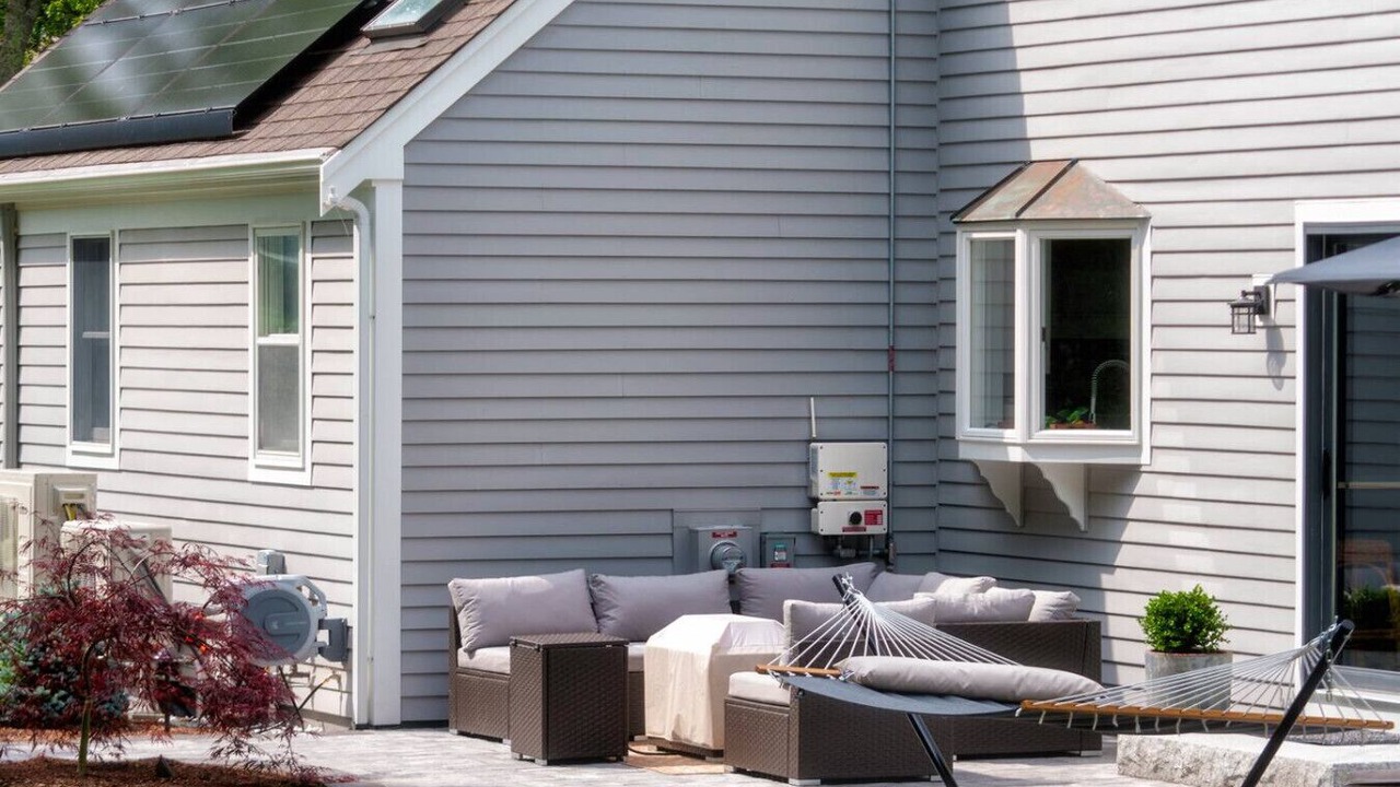 Photo of Patio Balcony in Silver Beach