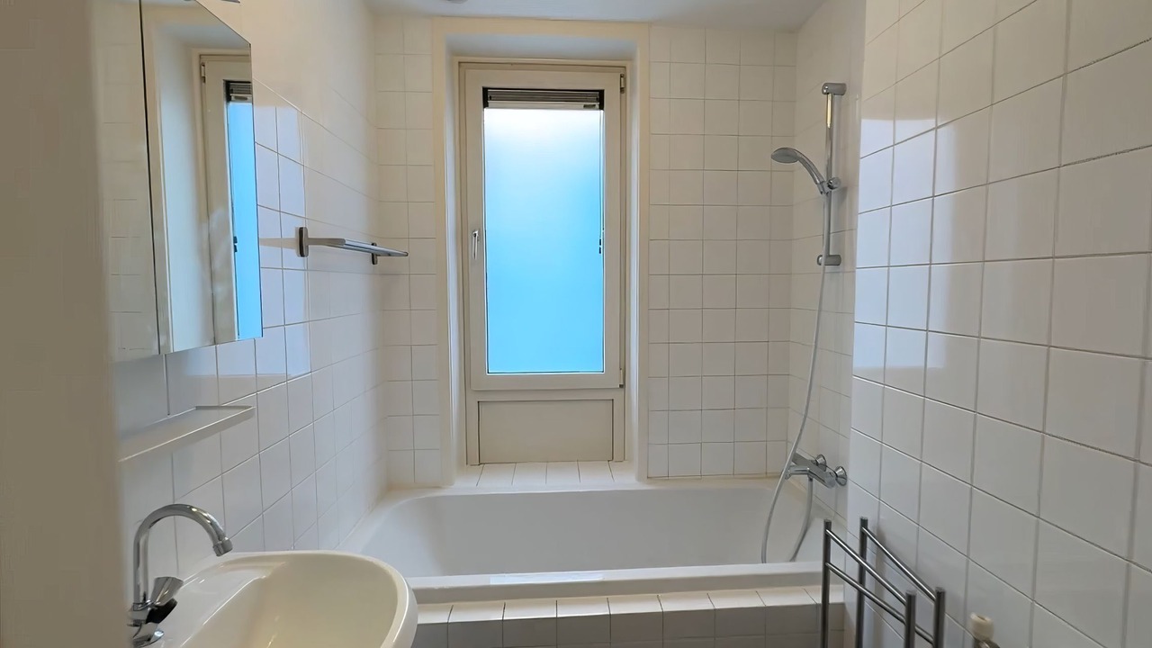 Photo of Bathroom in Staatsliedenbuurt