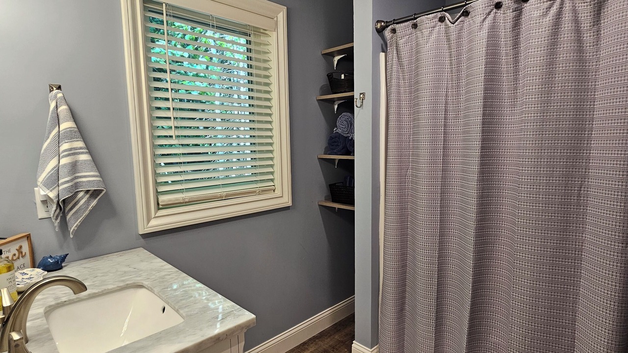 Photo of Bathroom in Canadian Lakes