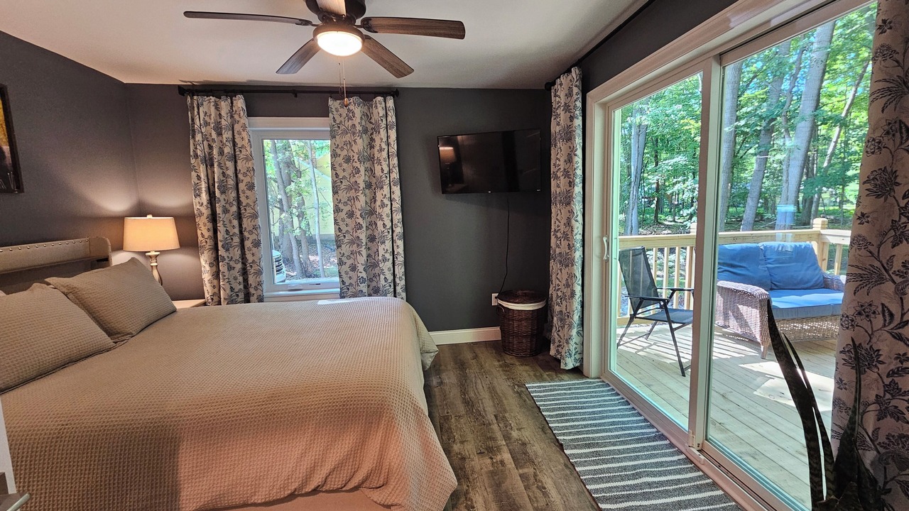 Photo of Bedroom in Canadian Lakes